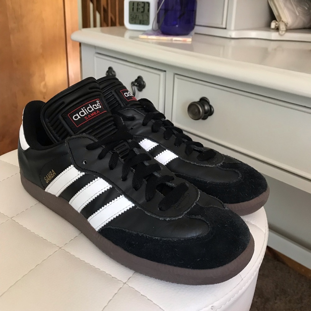 ADIDAS Samba shoes